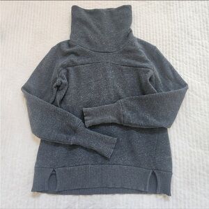 Alo yoga grey sweatshirt sweater pullover size S